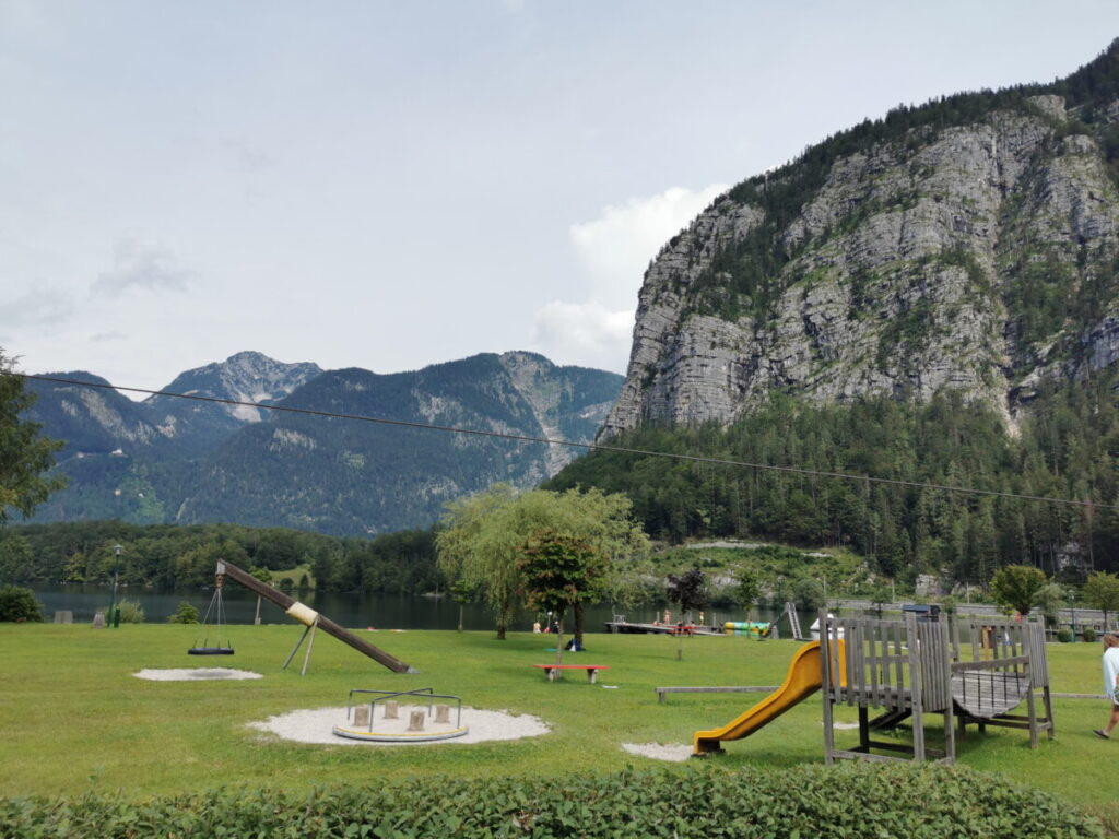 Am Hallstätter See baden - hier das Strandbad Obertraun